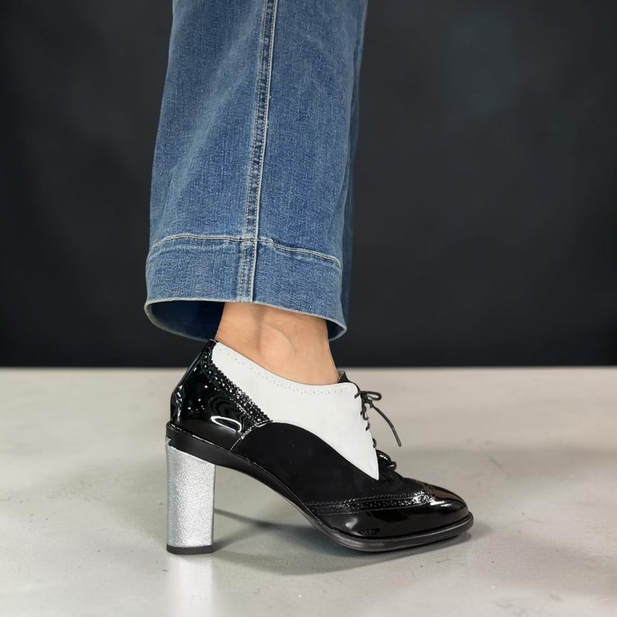 Miss Charlotte Oxford with Interchangeable Heels
